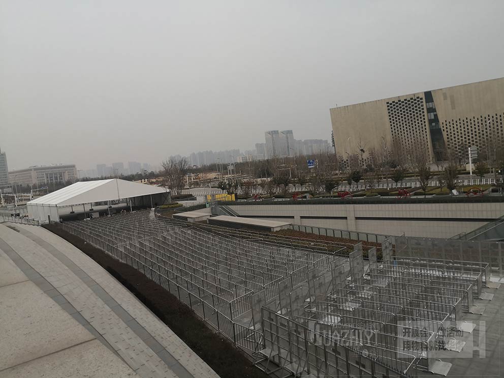 李建郑州演唱会租赁华熠铁马护栏