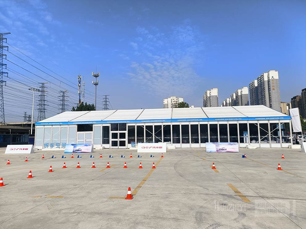 郑州锥筒A板租赁厂家提供试驾会现场各式物料