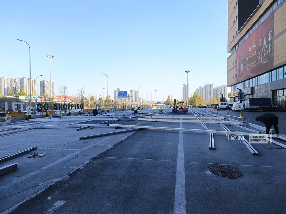 郑州篷房租赁百荣进场准备搭建年货节篷房