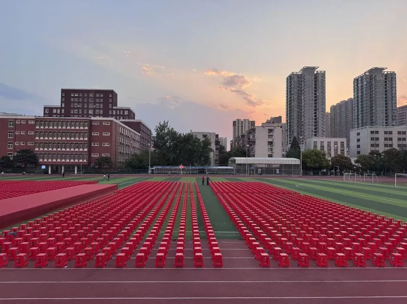 塑料凳现场二